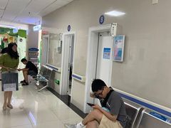 -上海市松江区泗泾医院