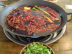 -黄潇洒老火锅(九眼桥宏济巷店)