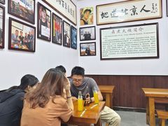 大堂-六爷门框百年卤煮