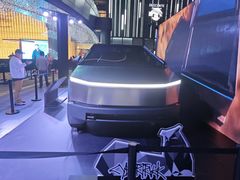 -TESLA 特斯拉(广州天环广场体验店)