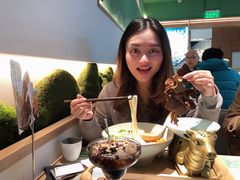 -百春原湖南牛肉粉(百联世纪店)