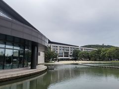 -上海佘山世茂艾美酒店