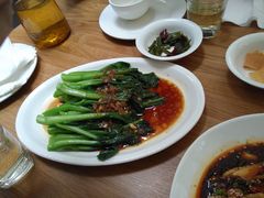 -渝半城经典川粤菜(重庆天地店)