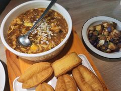小油条配酸辣汤-味莊·青岛菜(云霄路店)