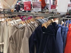 -优衣库(石家庄裕华万达广场店)
