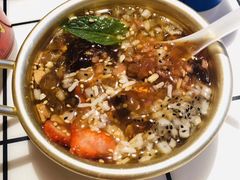 -贤合庄卤味火锅(时代广场店)