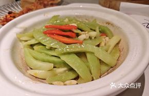 Spicy Sauce Stir-fried Lettuce