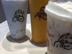 -喜茶(北京华贸购物中心店)