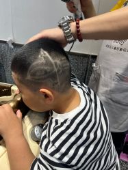 -Mengbaby·萌宝贝儿童理发(保利广场店)