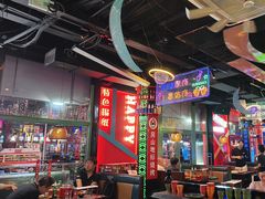 -路边边.炒菜烧烤.音乐餐厅(良乡长虹店)