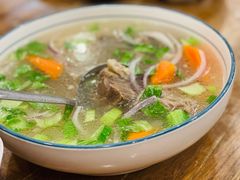 羊肉汤-清真·玛丽亚新疆菜主题餐厅(浙江中路店)