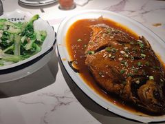 -小凤庭·地道湖北菜武昌鱼·藕汤(38年黄鹤楼店)