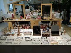 -肆兮眼镜·蔡司·徕卡战略合作店(大坪店)