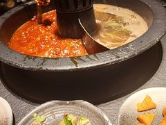 -晓宇重庆火锅(西安荟聚店)