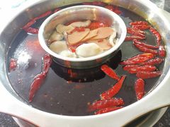 鸳鸯锅底-行是老火锅(恒大御龙天峰店)