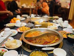 -沸炉重庆老火锅(军事博物馆店)