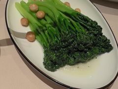 -八府香鸭·啫啫煲(华山路店)