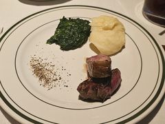 -Wolfgang’s Steakhouse 沃夫冈牛排馆(上海白玉兰广场店)