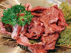-草家酱蟹炭火烤肉店(珲春南路一店)