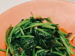 -皇城根·鲁菜济南菜·吊炉烤鸭·炒鸡鱼头(济南旗舰店)