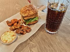 -必胜客(航洋国际店)