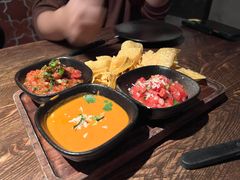 莎莎酱配玉米片-Q MEX 库迈墨西哥餐吧(三里屯店)
