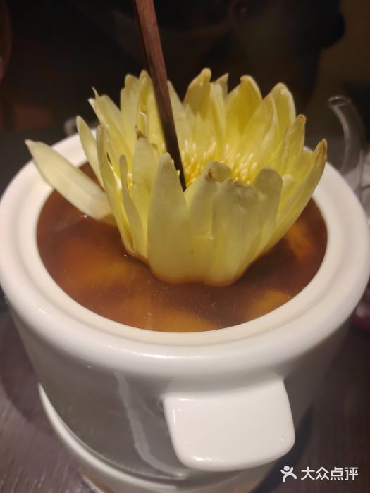 甄御•海鲜新青岛菜(麦岛店)莲花鸡汤图片