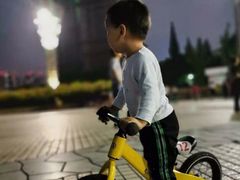 -八爪矩阵极限运动馆·儿童平衡车·感统训练(南海子公园校区)