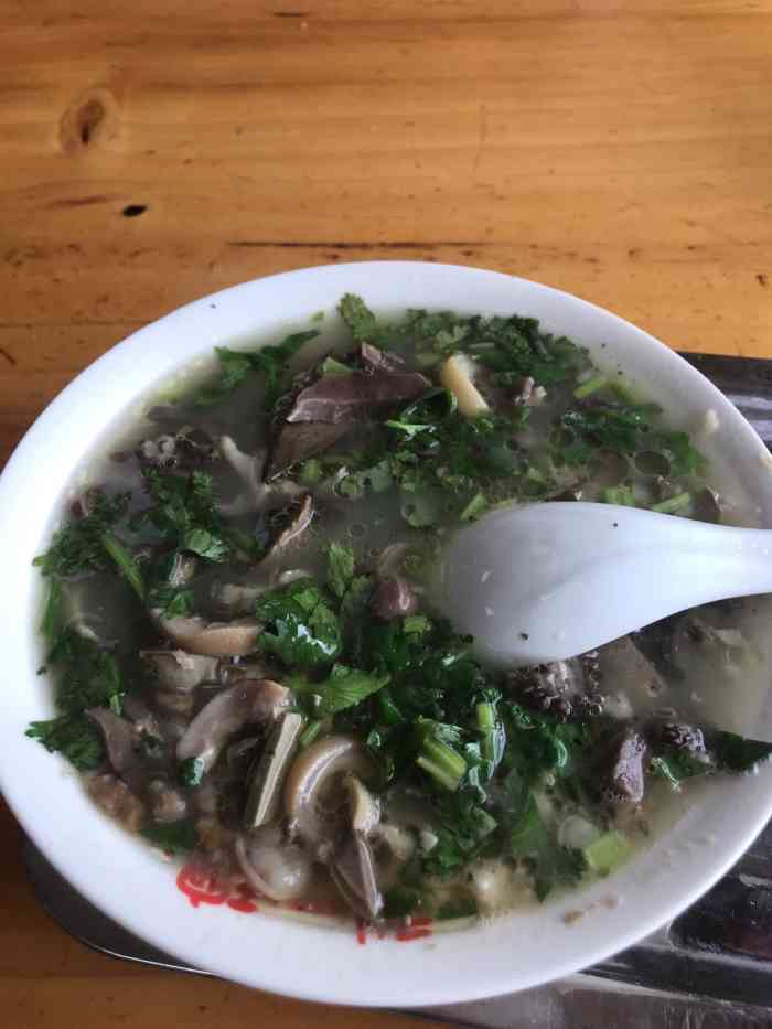 刘一碗羊肚(二环南路店)-"空间布局特别的完美!这家店呢,非常方正.