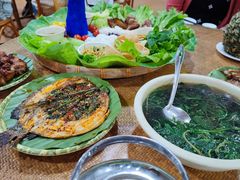 -沐毫傣泐云南菜孔雀宴•手抓饭傣味烧烤(曼听公园店)