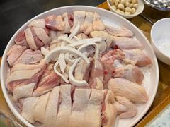 珍珠马蹄文昌鸡半只-烹然四季椰子鸡火锅(团结湖总店)