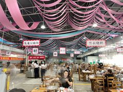 大堂-三千坪超级火锅市场·土灶牛肉火锅