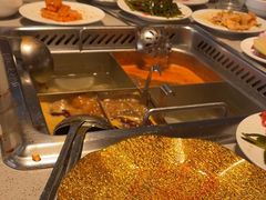 -海底捞火锅(宝龙广场夜宵主题店)