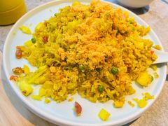虾仁菠萝饭-滇色蒸汽石锅鱼(京华城店)