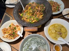 -聚鑫朋酸菜肥肠(文艺路口店)