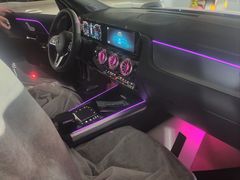 -上海星瀚奔驰4S店(红柳路店)