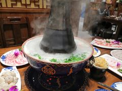 乌拉秘制养生汤锅底-凰吉园