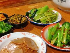 -矮子粉店1985·长沙米粉(湘春路店)