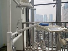 -极光口腔·矫正种植修复(锦江店)