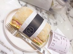 三文鱼三明治-WHEAT&BAKER-麥(凯德来福士店)
