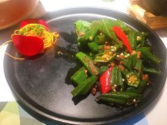 酱爆秋葵-原味田园·客家菜·土窑鸡(中航城君尚购物中心店)