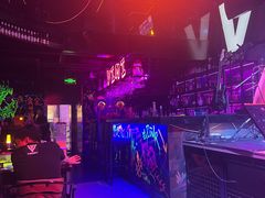 -vimi便利店酒吧