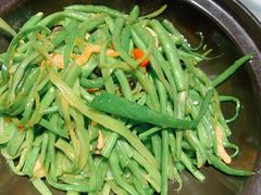 砂锅扁豆丝-雲蜀龙阁·金牌水煮鱼(方庄店)