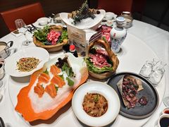 -红鼎豆捞·非遗鲍皇汤火锅(宝丰路店)