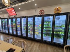 -杨老板·海鲜集市火锅·鲜切牛肉(中防万宝店)
