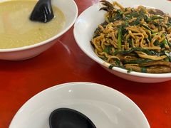 -三百碗宝应长鱼面(板仓街店)