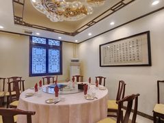 -鸿宾楼(展览馆路店)