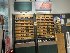 -MUJOSH木九十眼镜(月星环球港B1店)