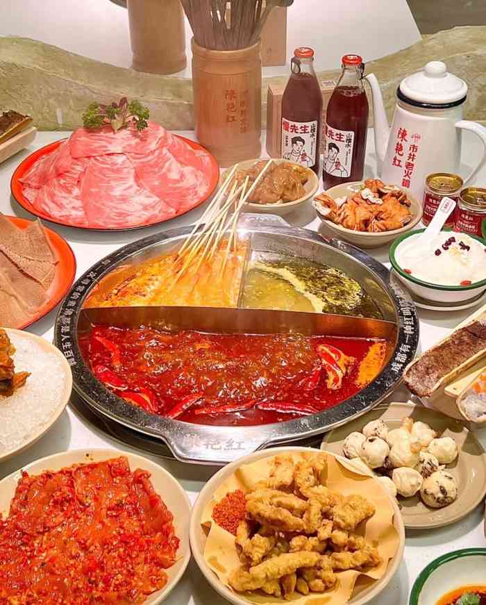 陈艳红市井火锅(下沙宝龙店)-"[薄荷]环境:位置在宝龙一期澳门街上!