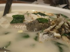 -美人鱼悬崖海景餐厅(鹿嘴山庄店)